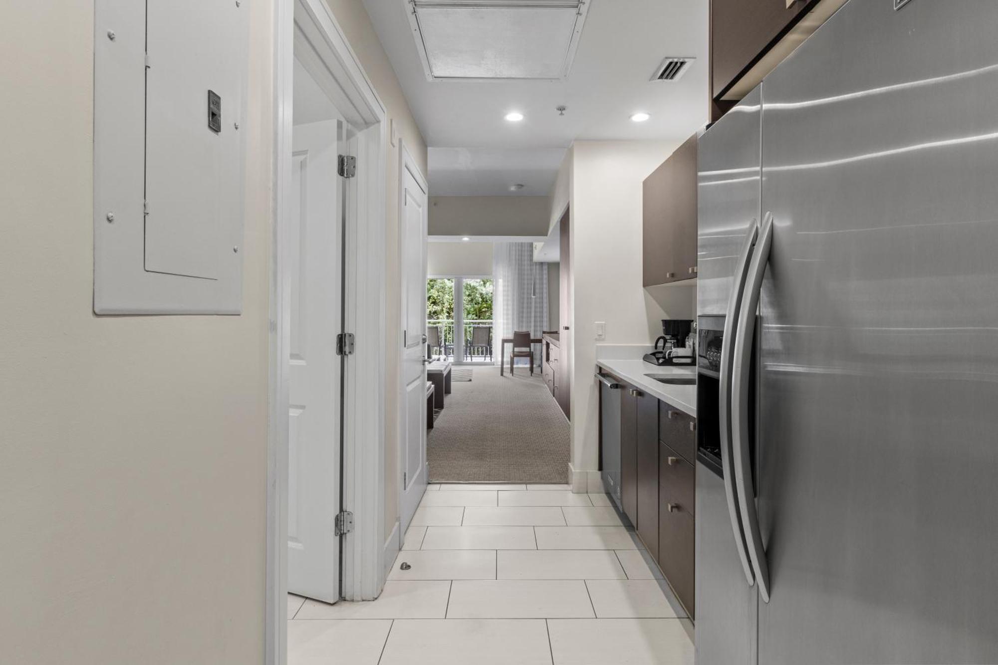 Отель Provident Doral At The Blue Экстерьер фото