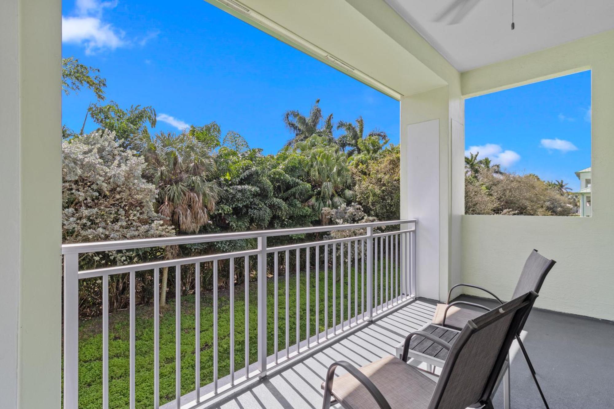 Отель Provident Doral At The Blue Экстерьер фото