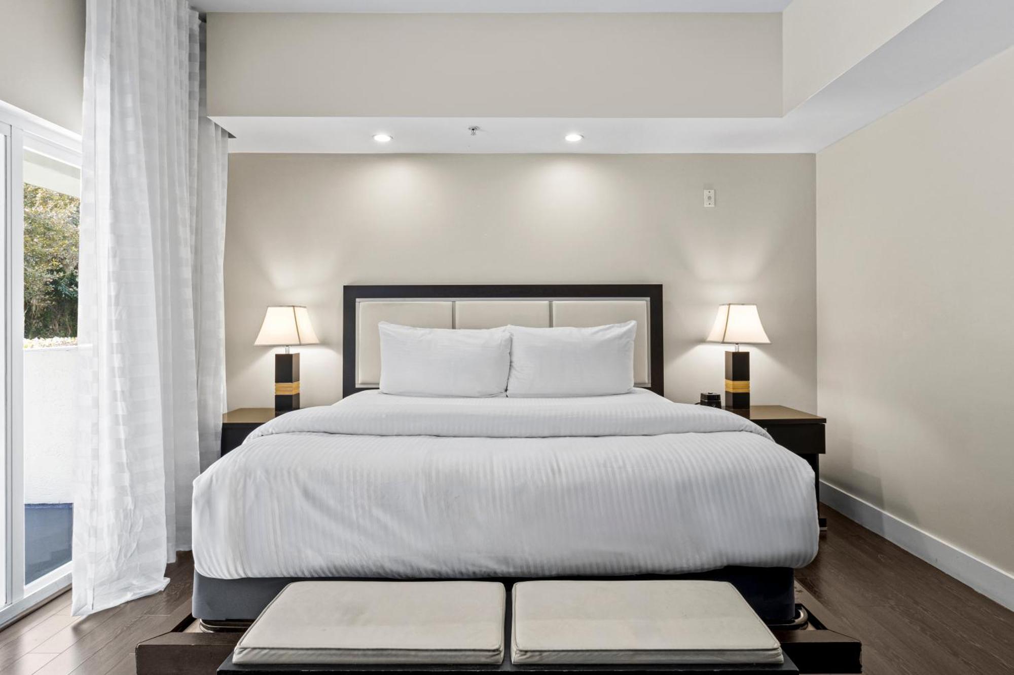 Отель Provident Doral At The Blue Экстерьер фото