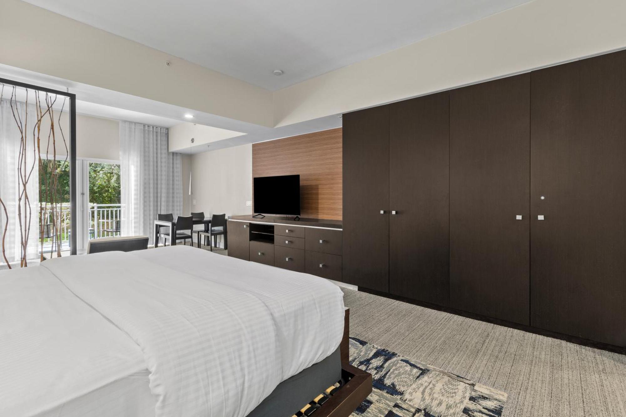 Отель Provident Doral At The Blue Экстерьер фото