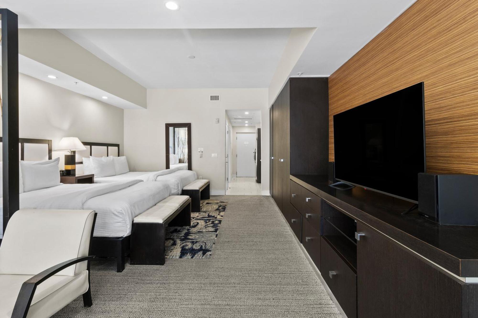 Отель Provident Doral At The Blue Экстерьер фото